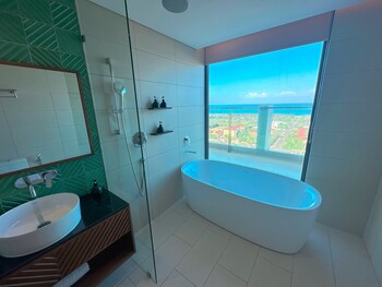 apec mandala comhomes condotel phu yen
