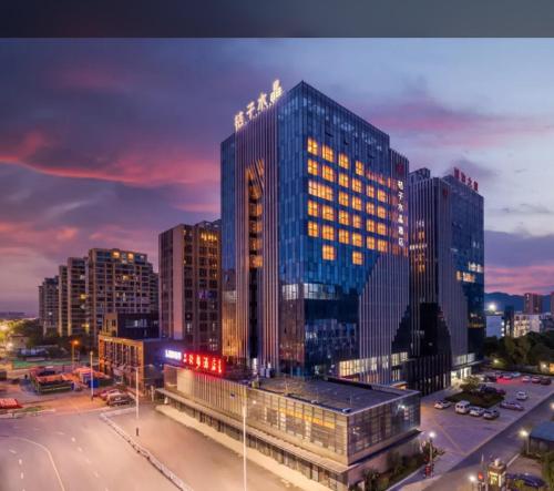 Shaoxing Jianhu Orange Crystal  Hotel,China>>Shaoxing,2 star