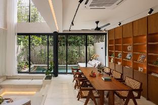 vox villas
