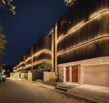 vox villas