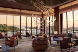 taaktana a luxury collection resort and spa labuan bajo