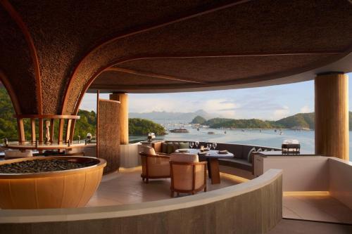 taaktana a luxury collection resort and spa labuan bajo