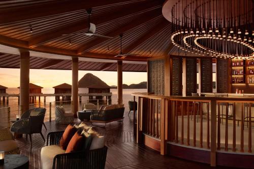 taaktana a luxury collection resort and spa labuan bajo