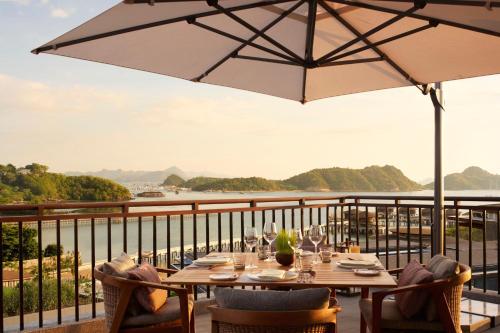 taaktana a luxury collection resort and spa labuan bajo