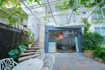 yen nam hotel nguyen thai son