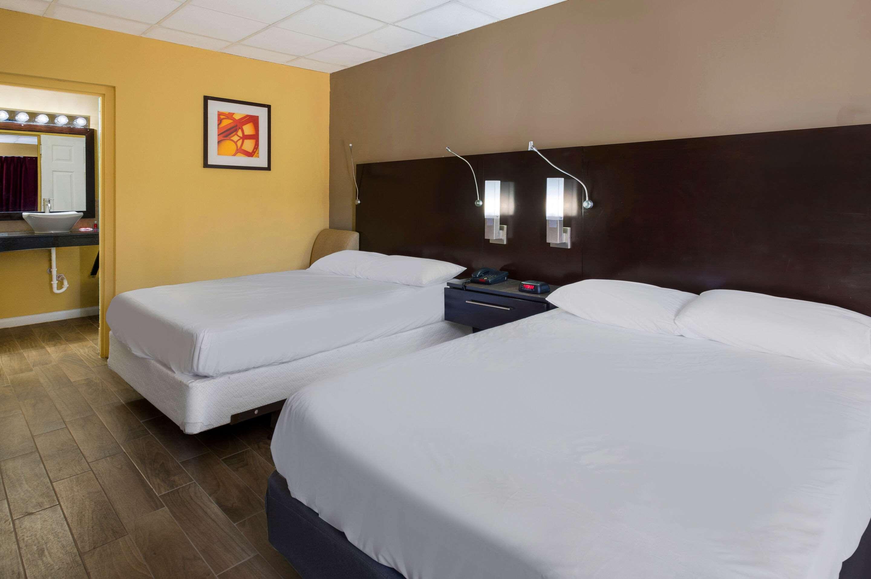 econo lodge