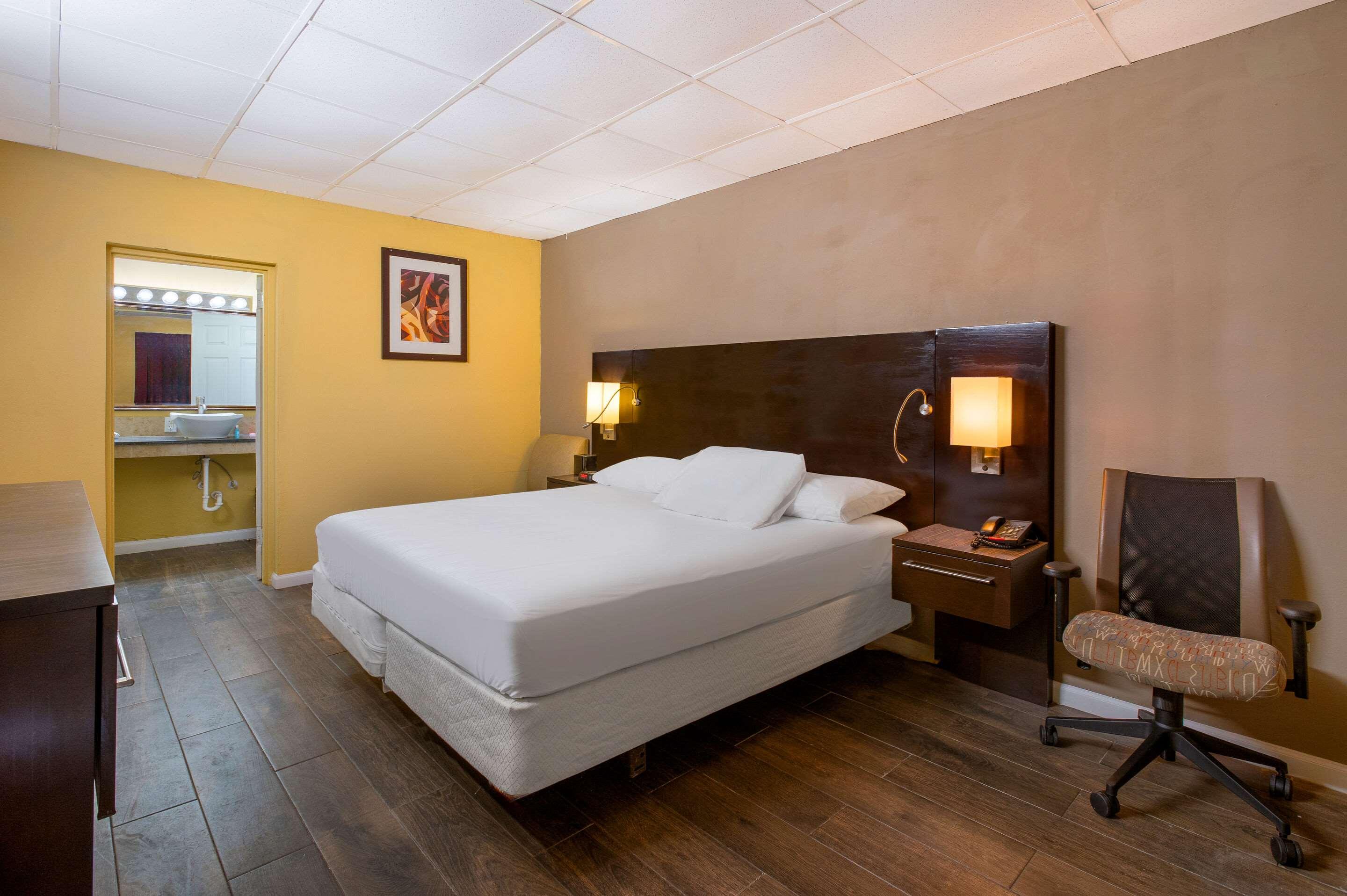 econo lodge