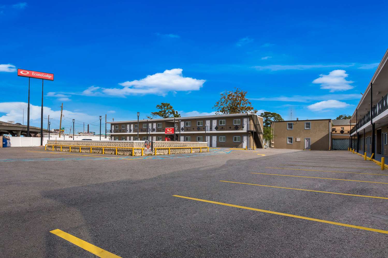 econo lodge