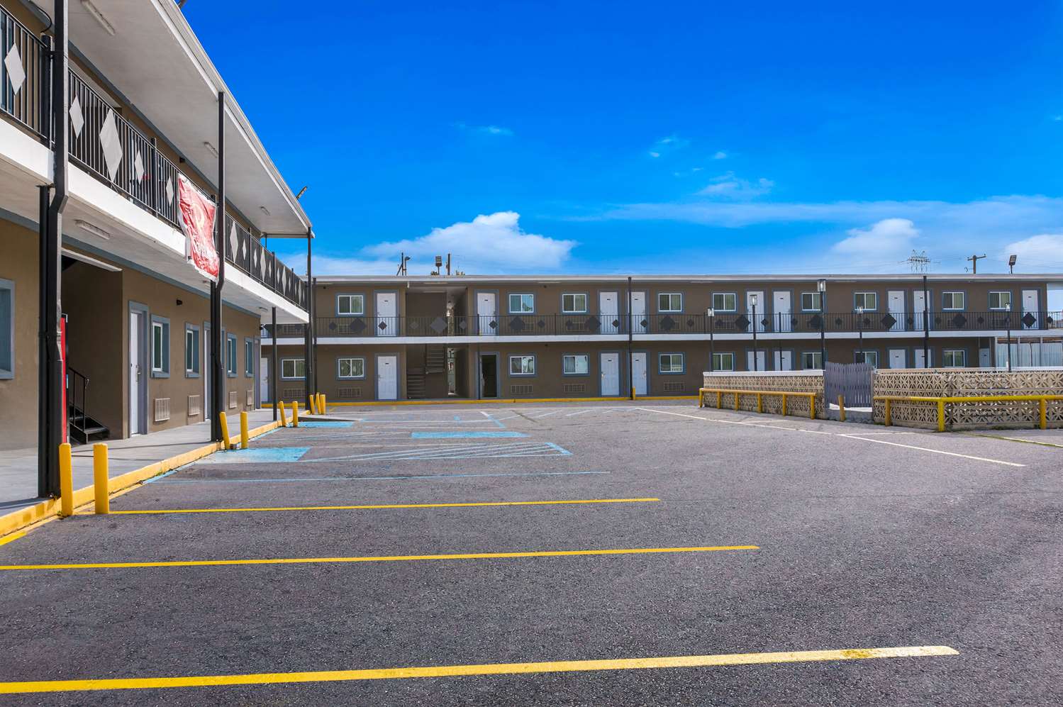 econo lodge