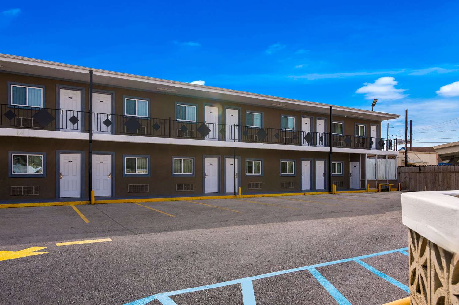 econo lodge