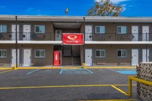 econo lodge