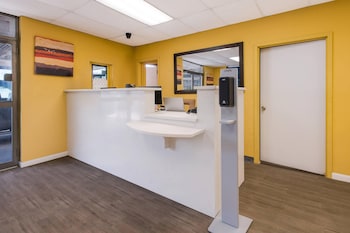 econo lodge