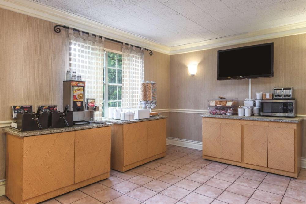 econo lodge