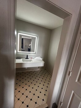 econo lodge