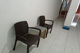 oyo 93523 penginapan laras paminggir