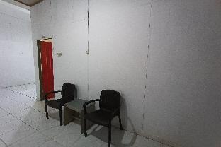 oyo 93523 penginapan laras paminggir