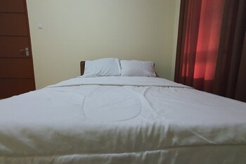 oyo 93523 penginapan laras paminggir
