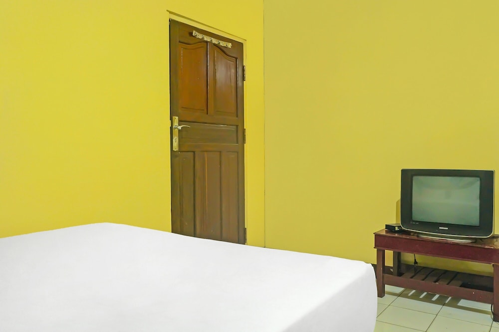 oyo 93523 penginapan laras paminggir