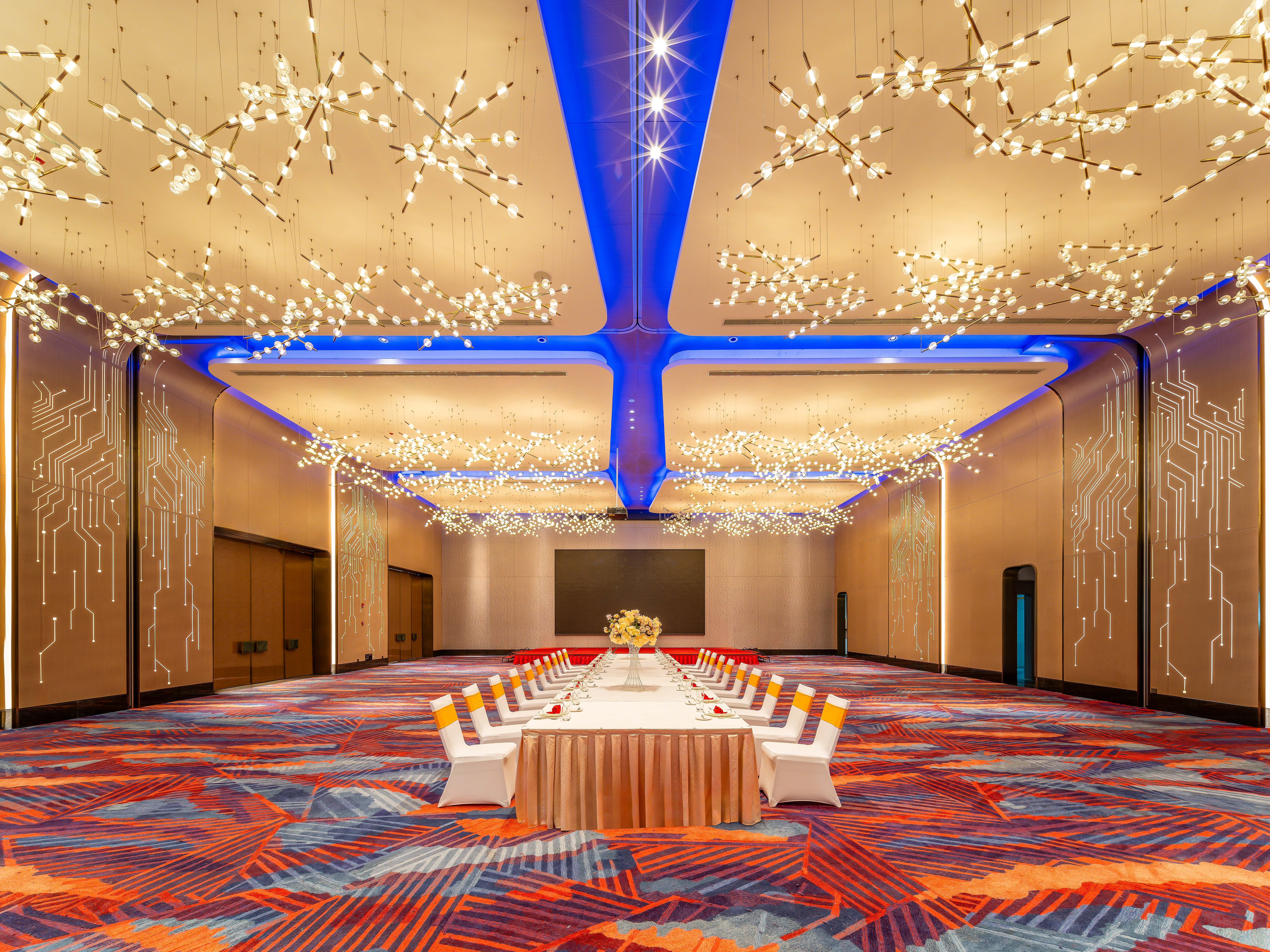 holiday inn chongqing data valley an ihg hotel