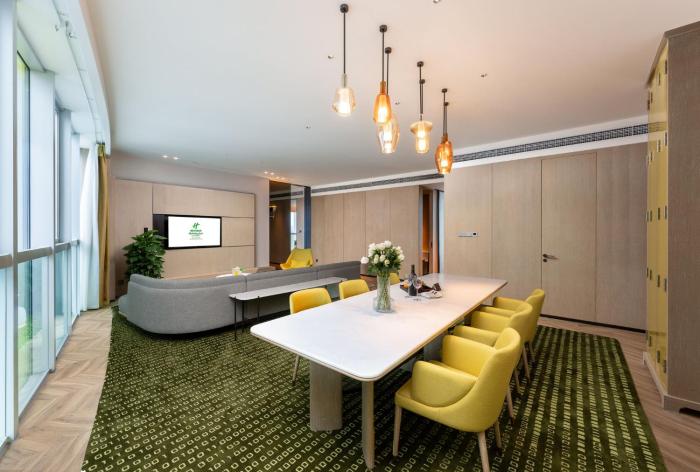 holiday inn chongqing data valley an ihg hotel
