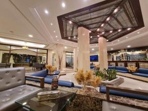 carlton al moaibed hotel