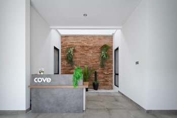 cove river haus