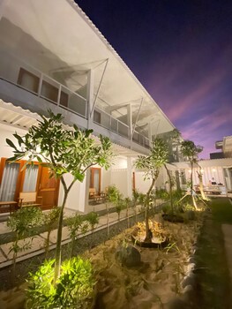 Maluk Stay,Indonesia>>Sumbawa Barat,3 star
