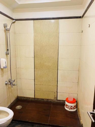 qotel hotel pitampura