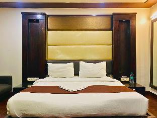 qotel hotel pitampura