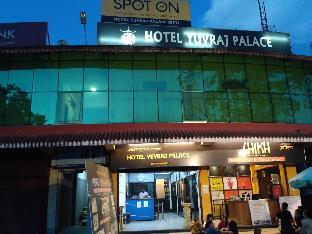 hotel yuvraj palace