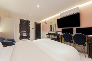 may hotel
