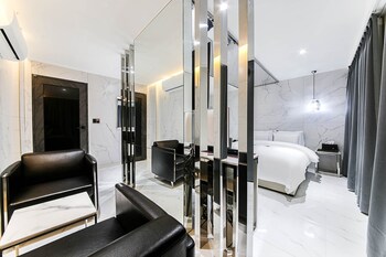 may hotel