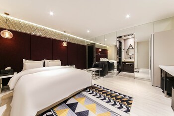 may hotel