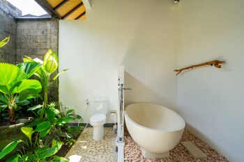 villa labak sari tabanan