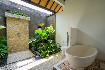 villa labak sari tabanan