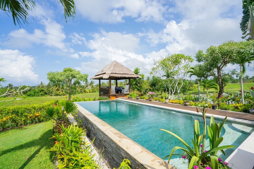 villa labak sari tabanan