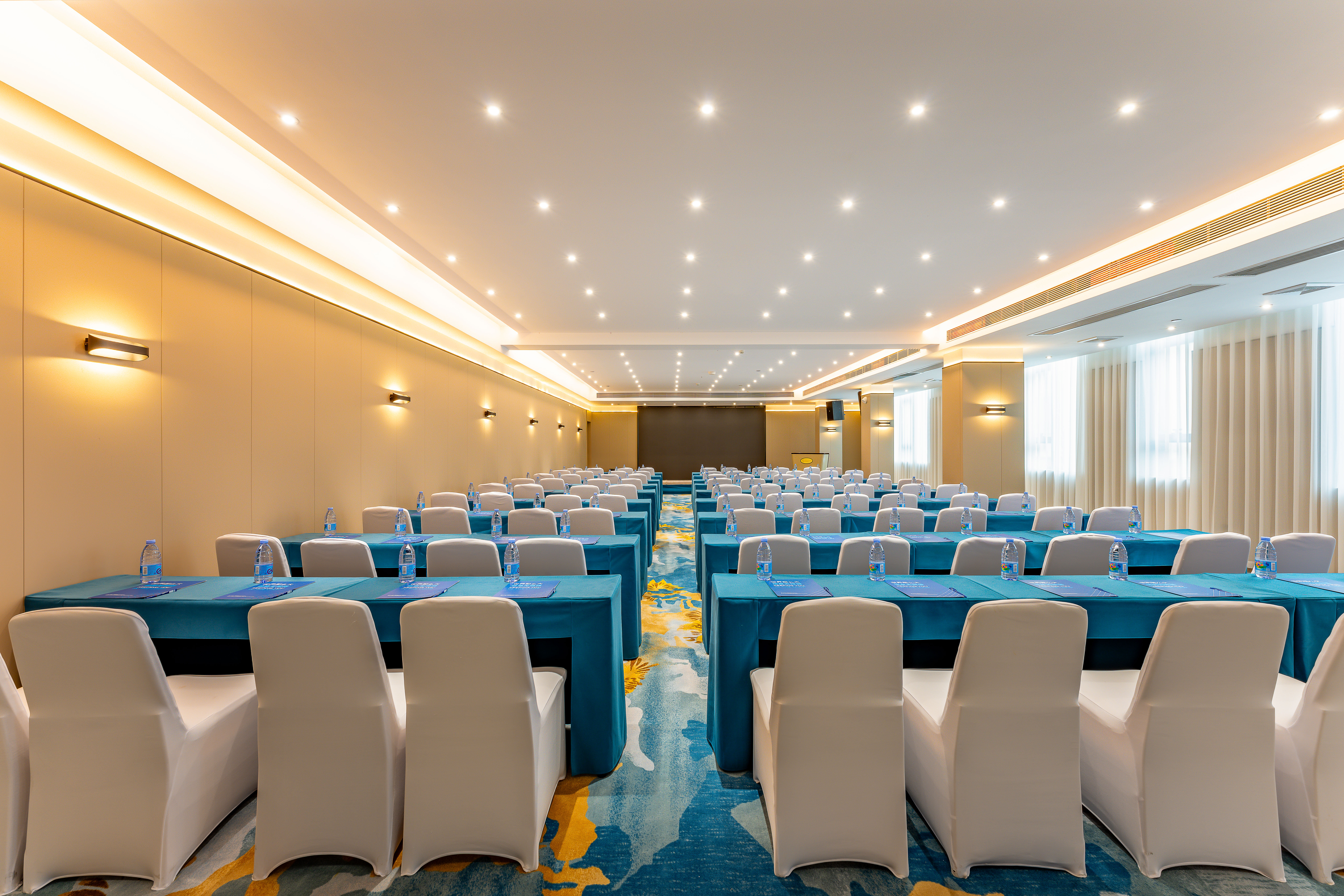 holiday inn express zhuhai guishan island an ihg hotel