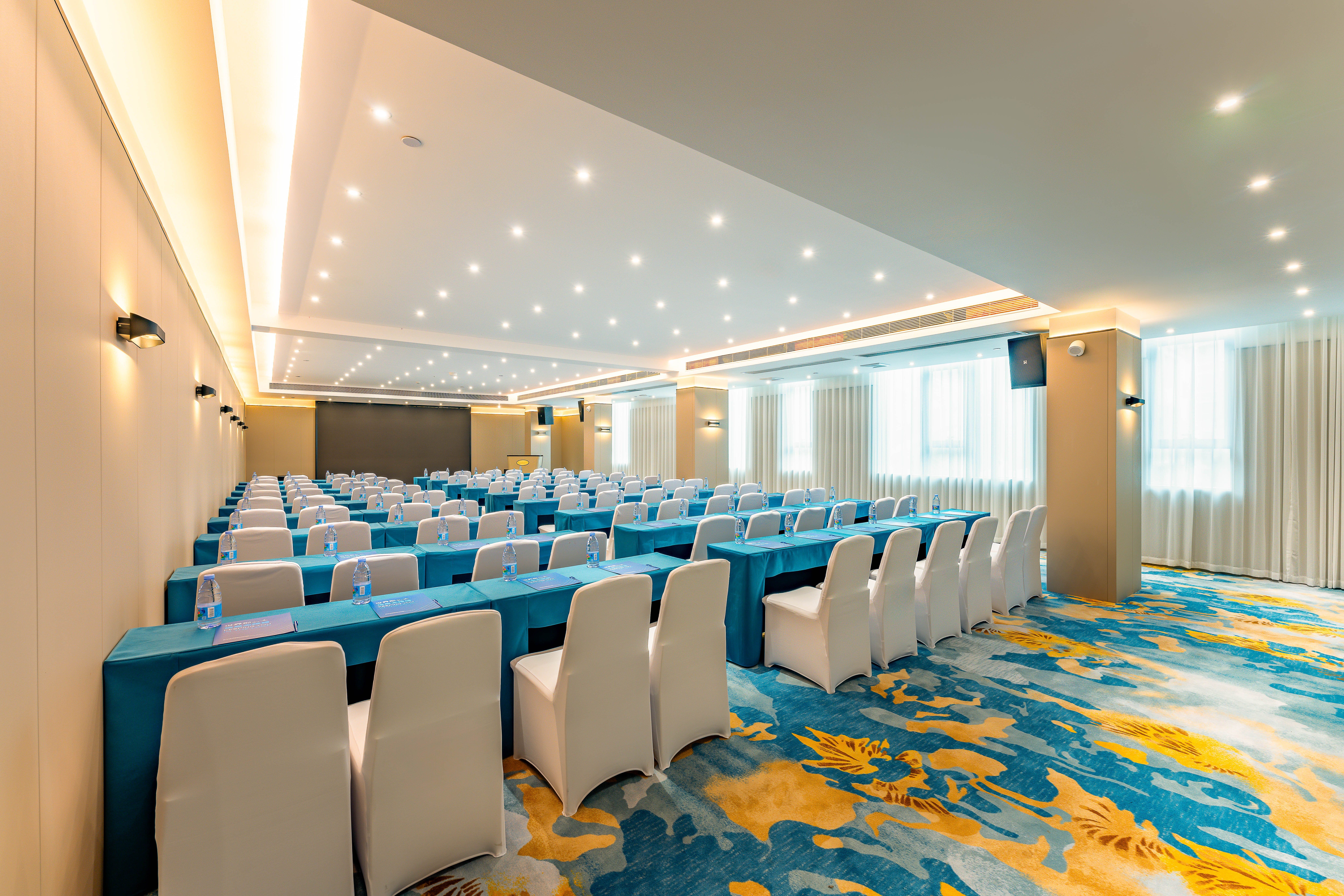 holiday inn express zhuhai guishan island an ihg hotel