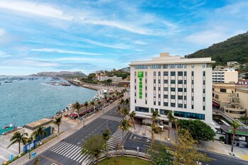 holiday inn express zhuhai guishan island an ihg hotel