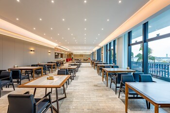holiday inn express zhuhai guishan island an ihg hotel
