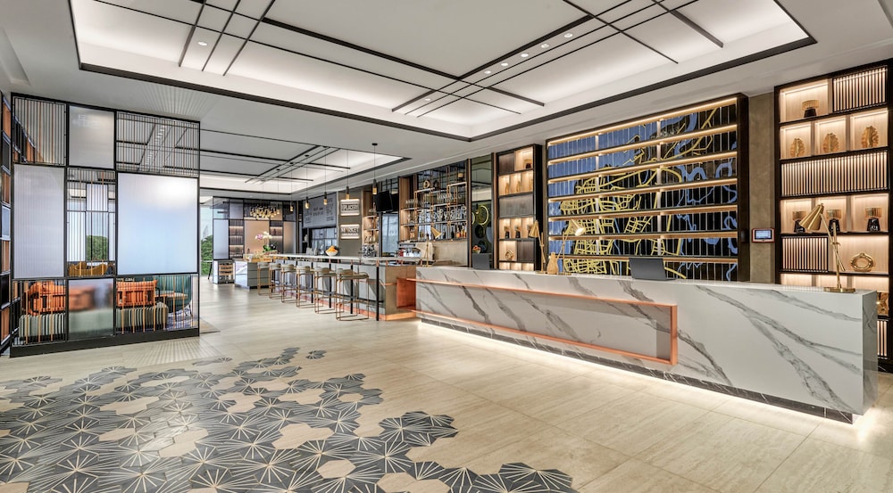 hyatt place makassar