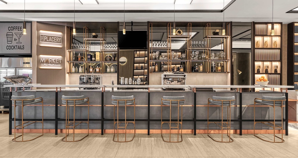 hyatt place makassar