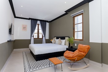 sunset bay retreat hotel