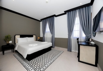 sunset bay retreat hotel