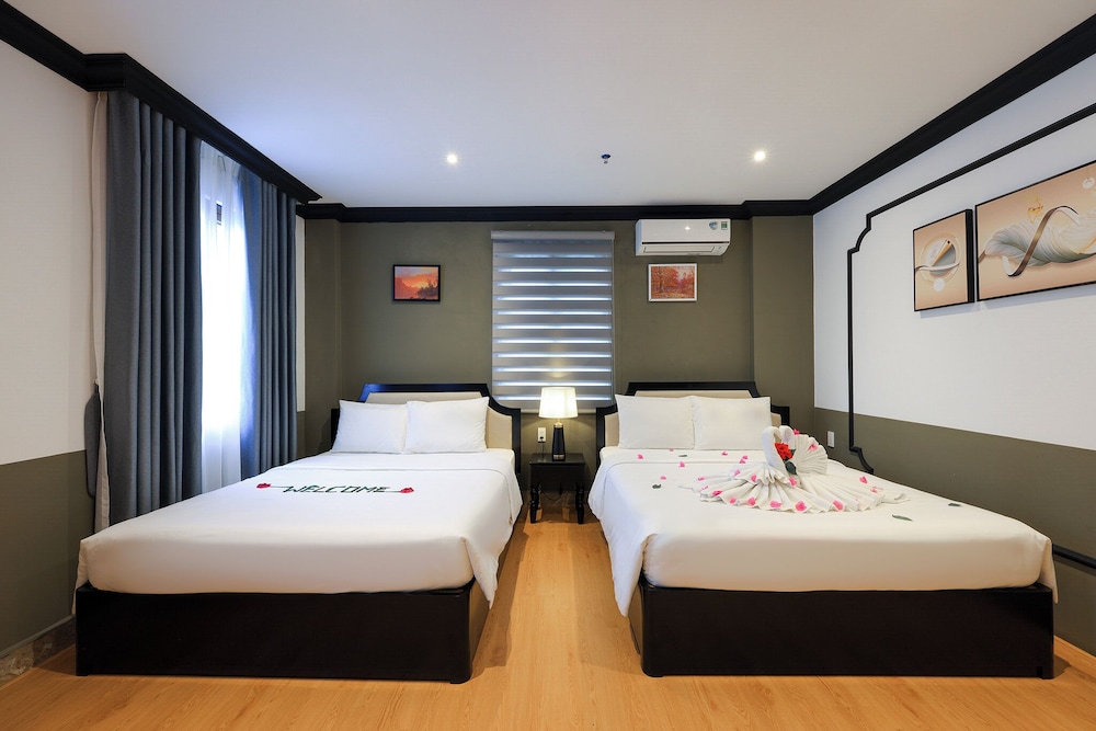 sunset bay retreat hotel
