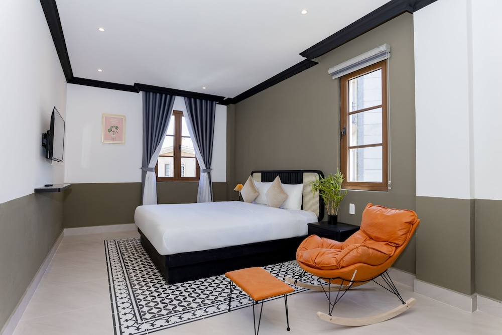 sunset bay retreat hotel