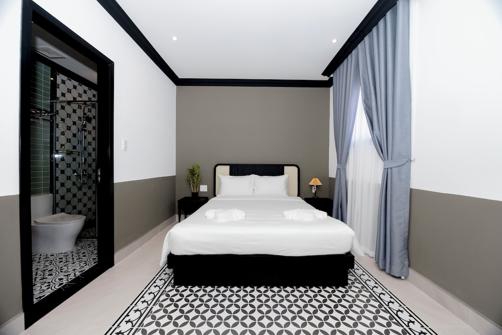 sunset bay retreat hotel