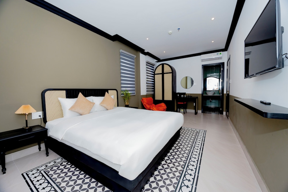 sunset bay retreat hotel