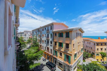 sunset bay retreat hotel