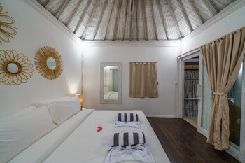 ora villas gili meno